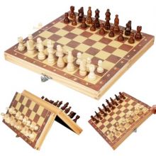 Деревянные шахматы с магнитом